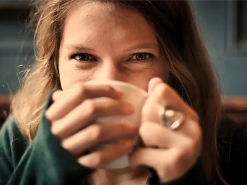 Toprak Elementi: Gerçekçiliğin, Dayanıklılığın ve Üretkenliğin Gücü